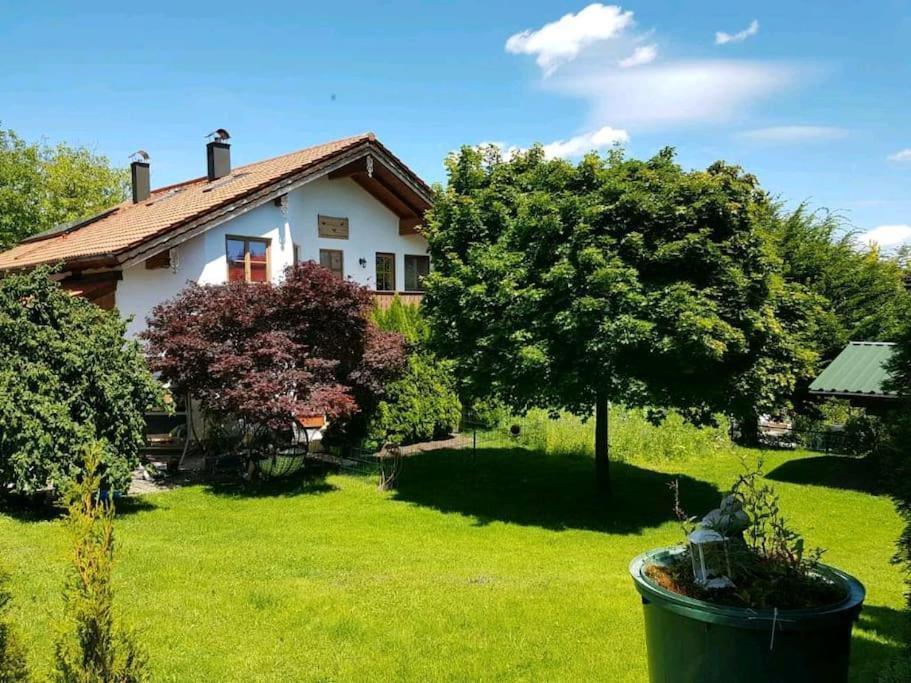 Ferienwohnung Nussbaum Bayerisches Voralpenland Lorenzenberg Bagian luar foto